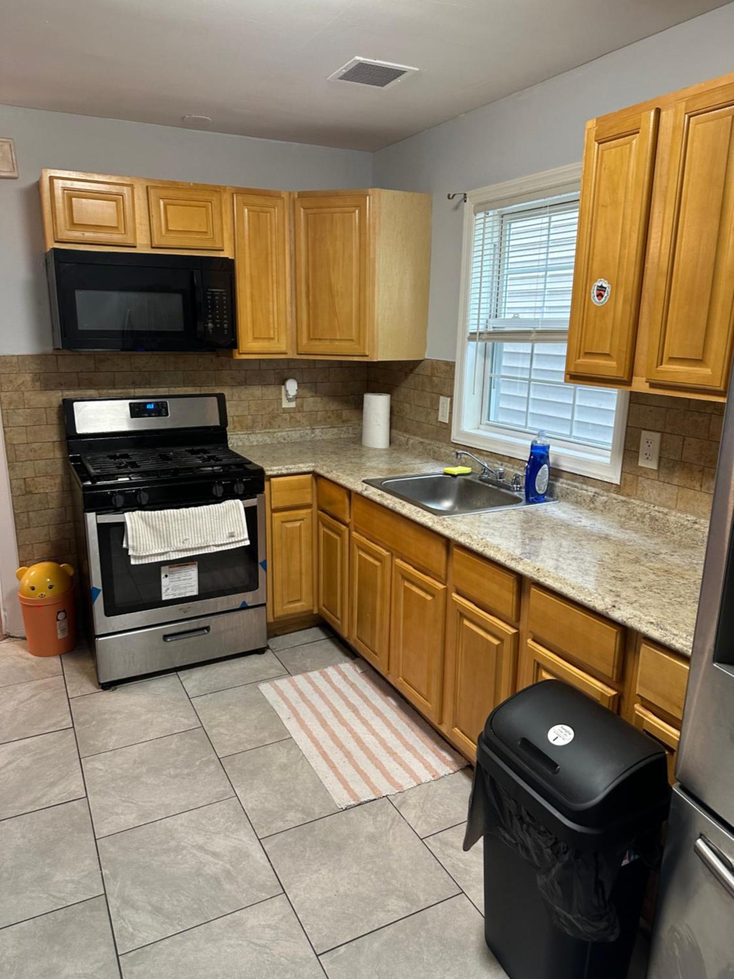 Fidelia Crystal Room, Queen Bed Minutes From Newark Liberty International Airport And Newark Penn Station Irvington Extérieur photo